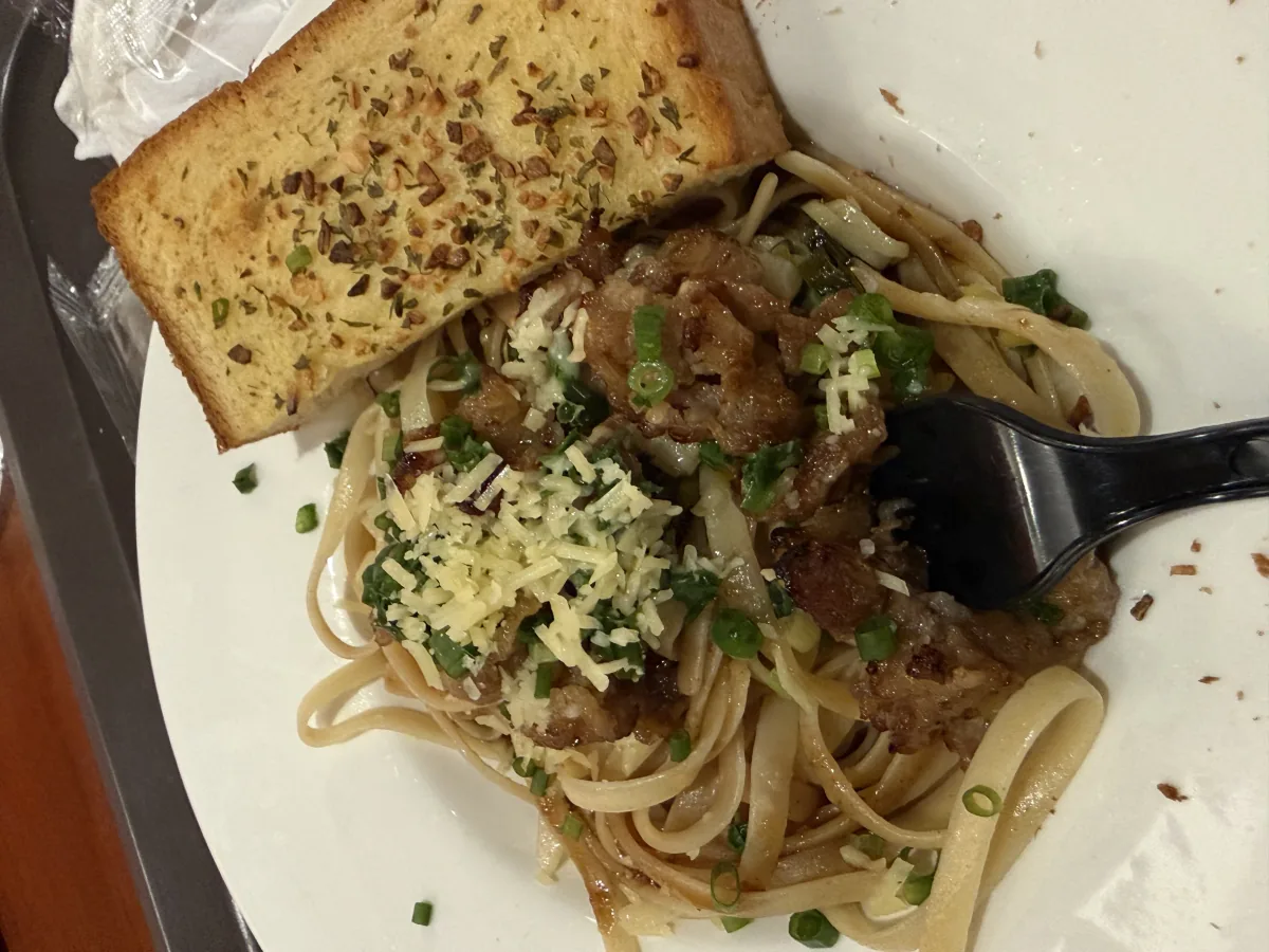 pasta + garlic bread